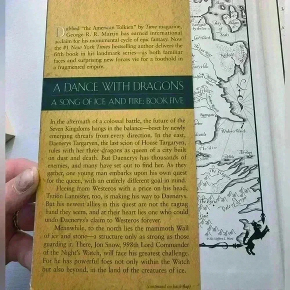 A Dance with Dragons by George R R Martin - Picture 4 of 5